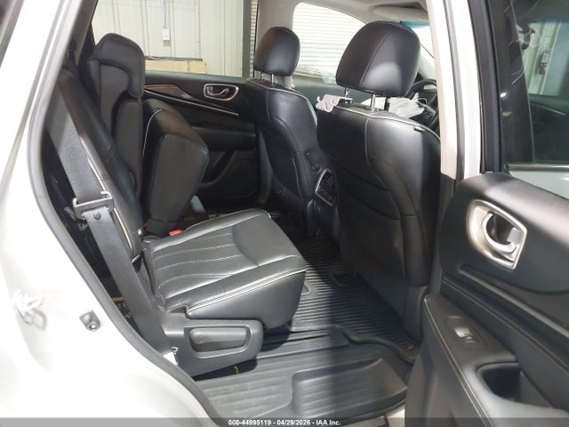 INFINITI Qx