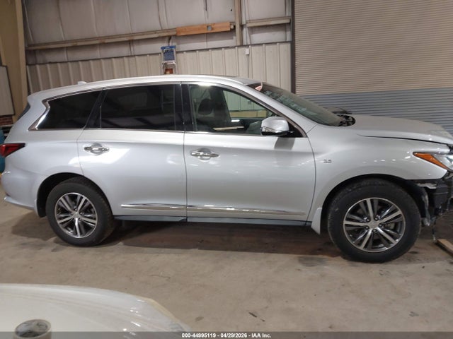 INFINITI Qx