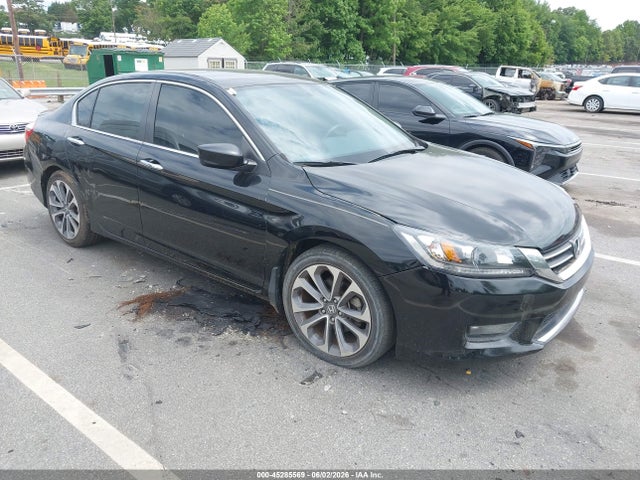 Salvage Honda Accord Image