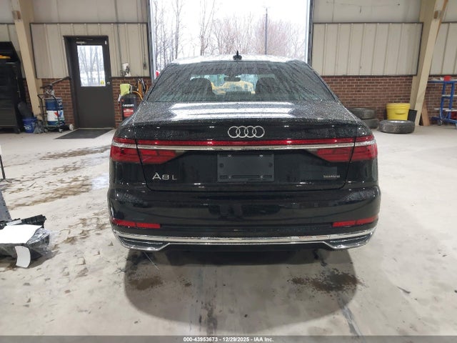 Audi A8 55