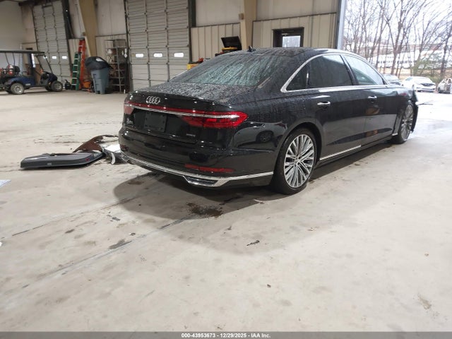 Audi A8 55