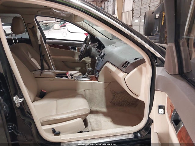 Mercedes-Benz C-Class Sport