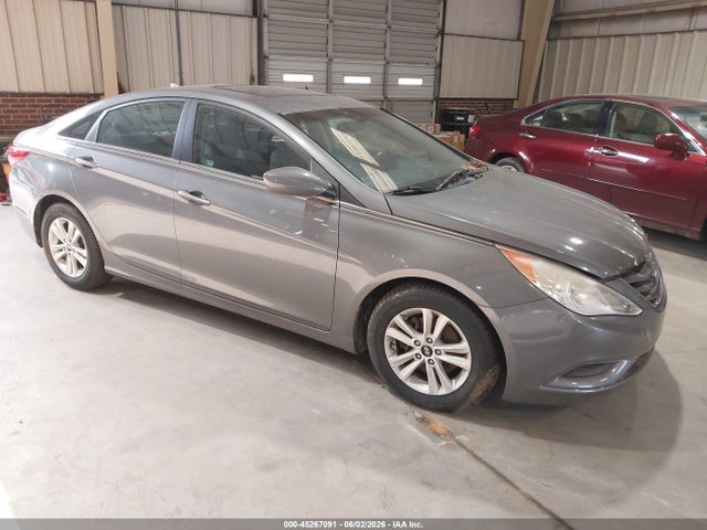 Salvage Hyundai SONATA Image