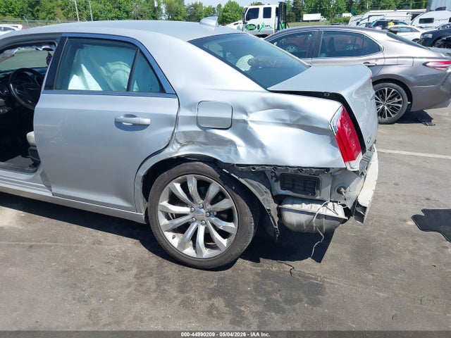 Chrysler 300 Touring