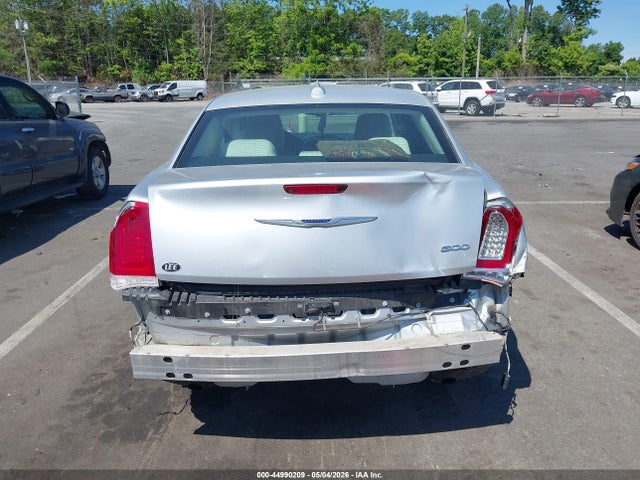 Chrysler 300 Touring