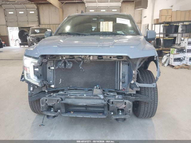 Ford F-150 Lariat