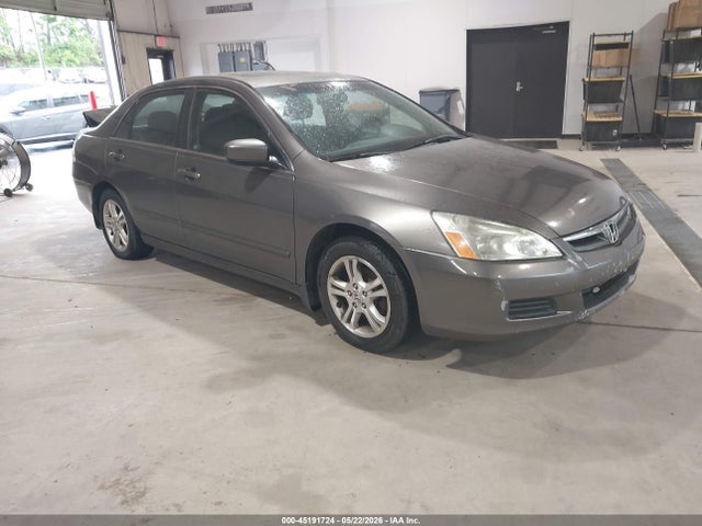 Salvage Honda Accord Image