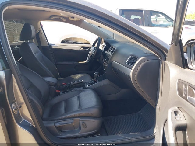 Volkswagen Jetta 1.8t Se