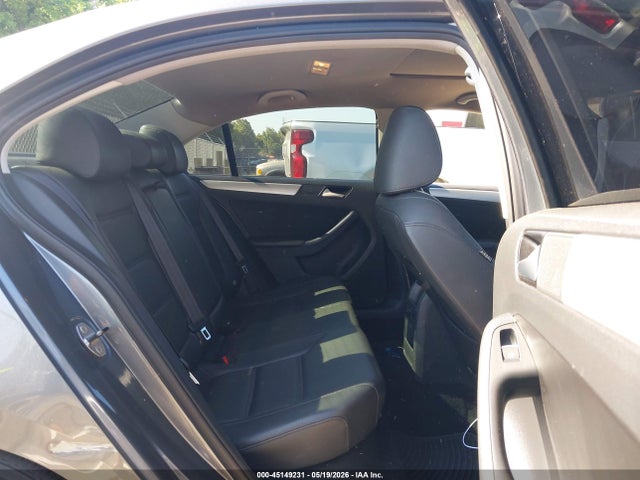 Volkswagen Jetta 1.8t Se