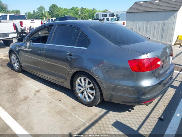 Volkswagen Jetta 1.8t Se