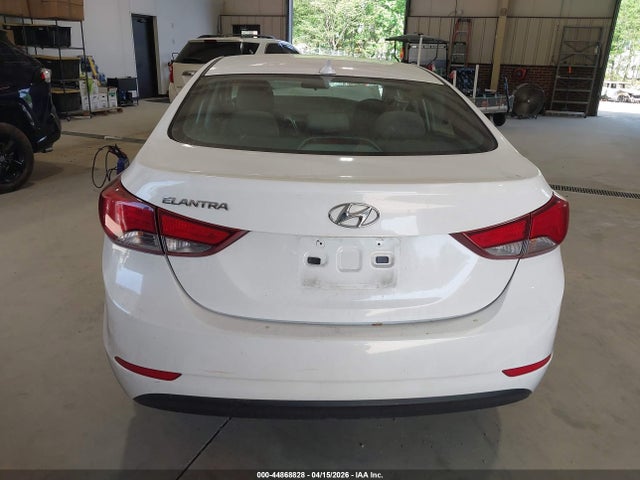 Hyundai ELANTRA Se