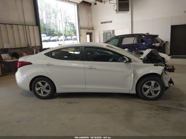 Hyundai ELANTRA Se