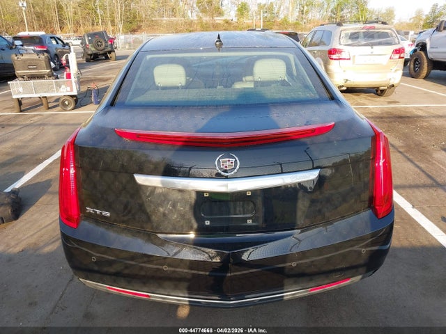 Cadillac XTS Standard