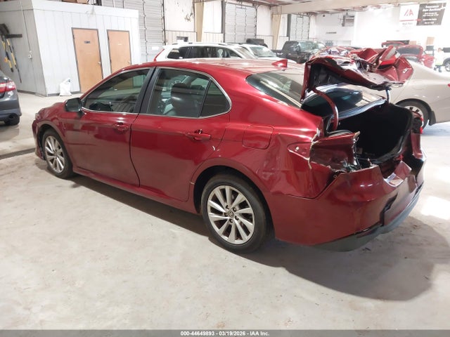 Toyota Camry Le