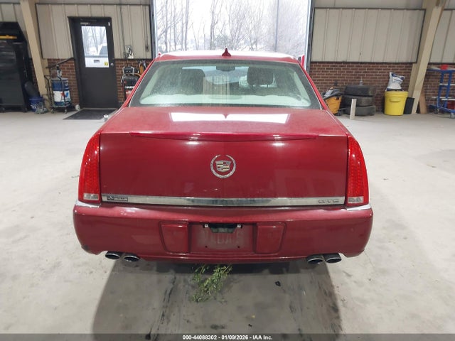 Cadillac DTS Premium Collection