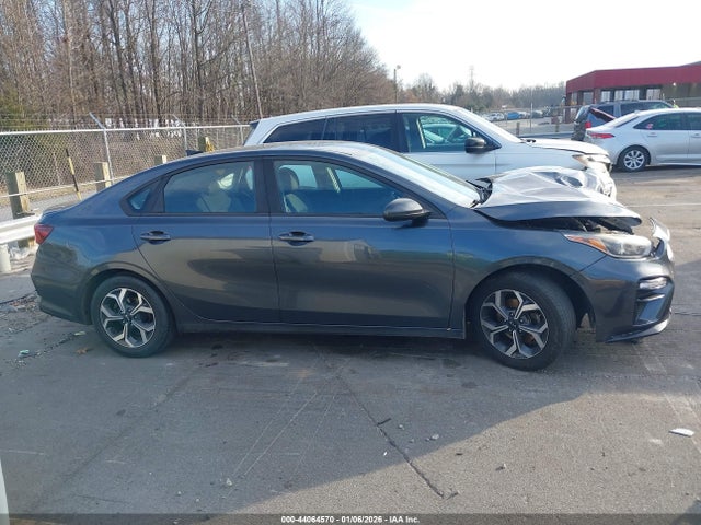 Kia Forte Lxs
