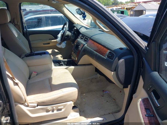 Chevrolet Suburban 1500 Lt