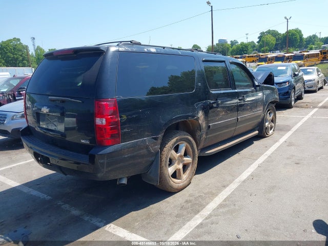 Chevrolet Suburban 1500 Lt