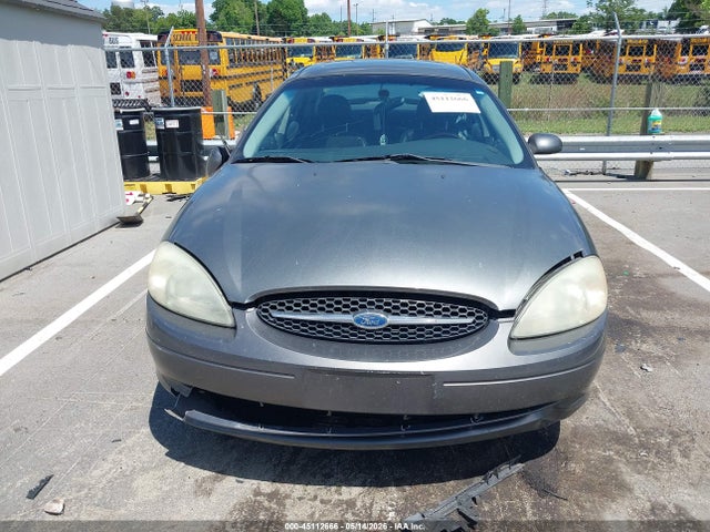 Ford Taurus Sel