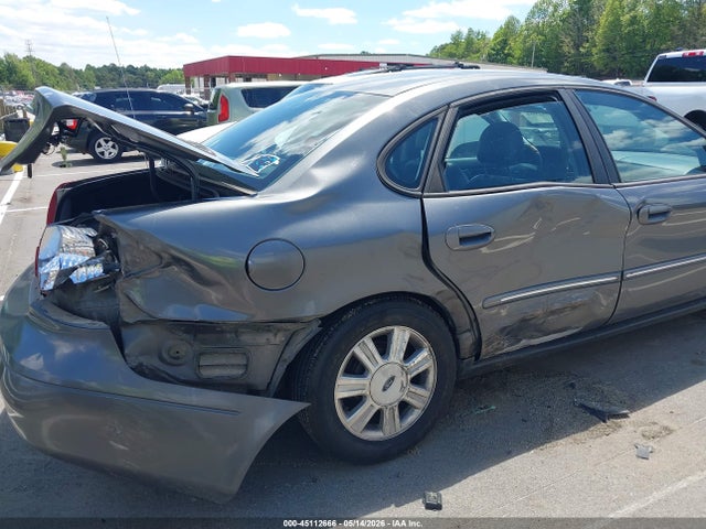 Ford Taurus Sel