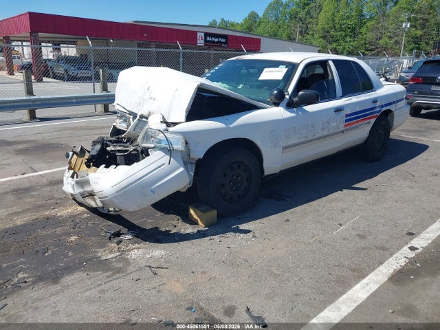 Ford Crown Victoria