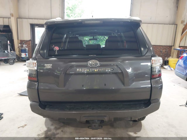 Toyota 4Runner Sr5