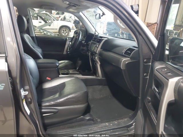 Toyota 4Runner Sr5