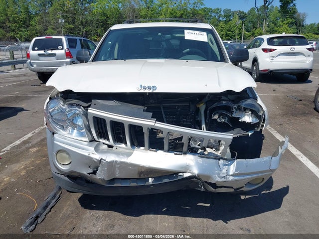Jeep Grand Cherokee Laredo