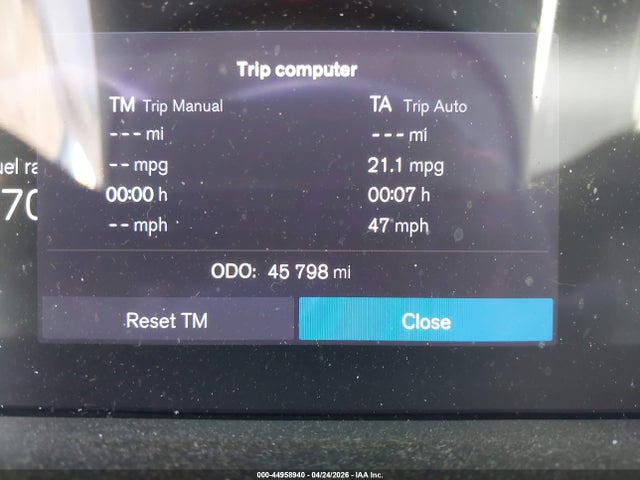 Volvo XC40 B5 Plus Bright Theme