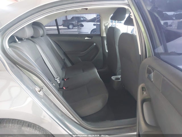 Volkswagen Jetta 2.0l S