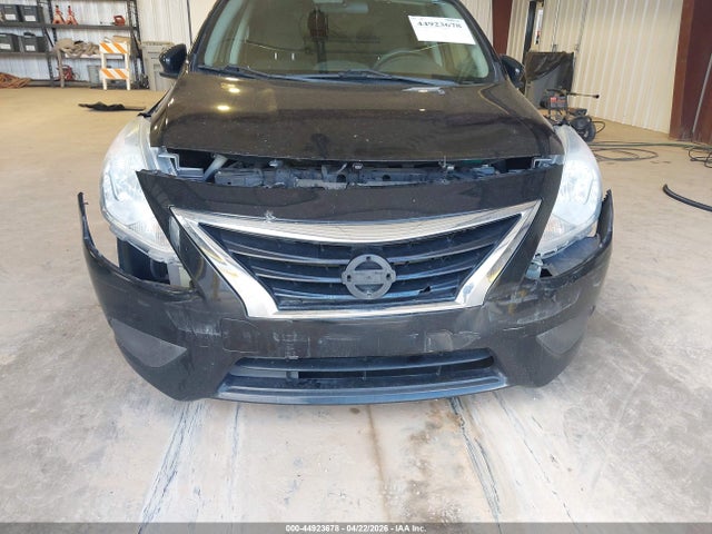 Nissan Versa 1.6 Sv