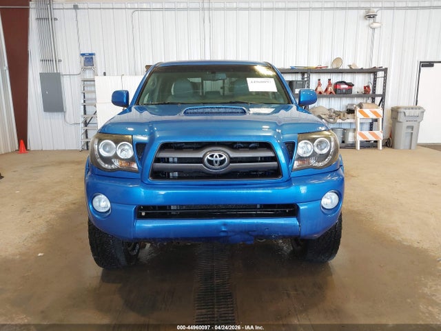 Toyota Tacoma V6
