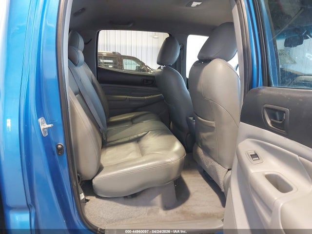 Toyota Tacoma V6