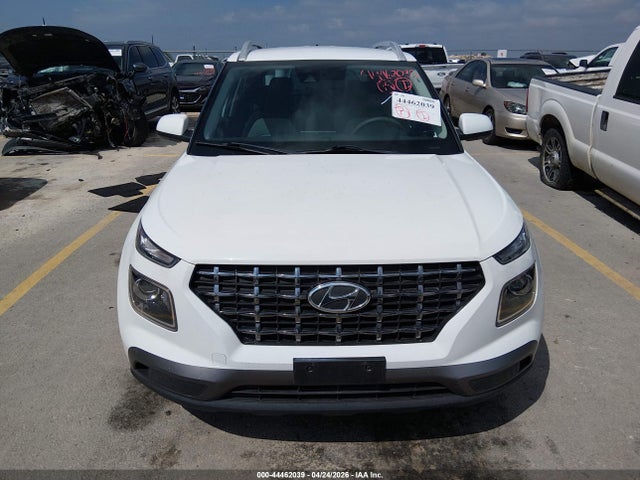 Hyundai VENUE Sel