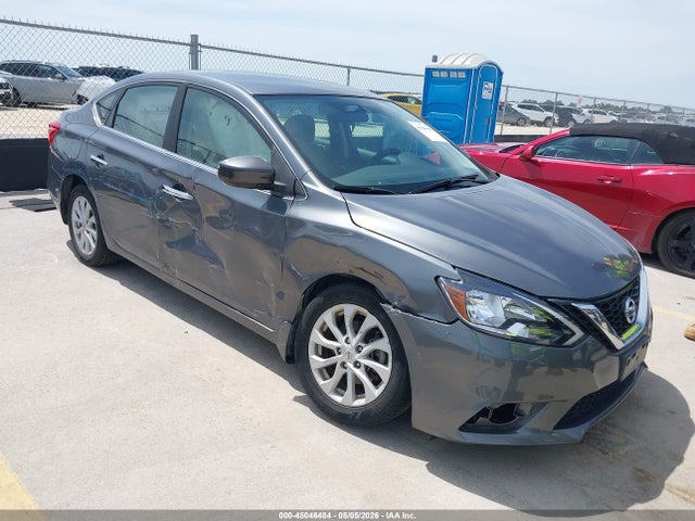 Salvage Nissan Sentra Image