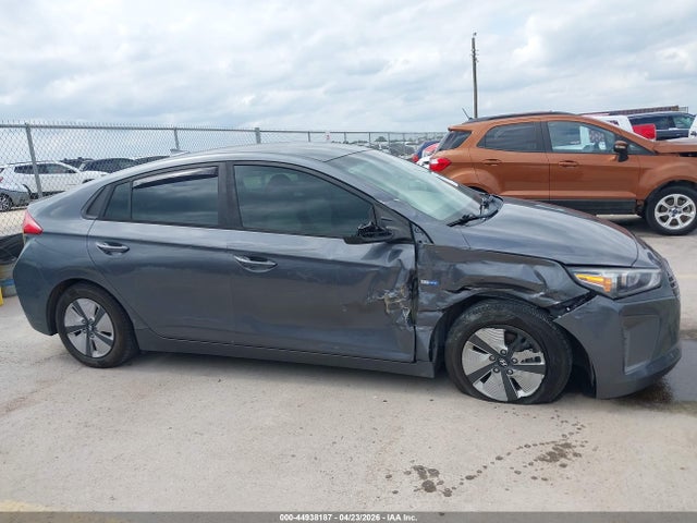 Hyundai Ioniq Blue