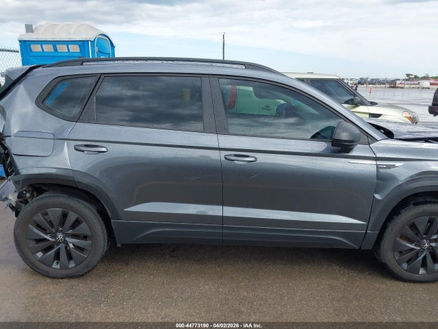 Volkswagen Taos 1.5t S