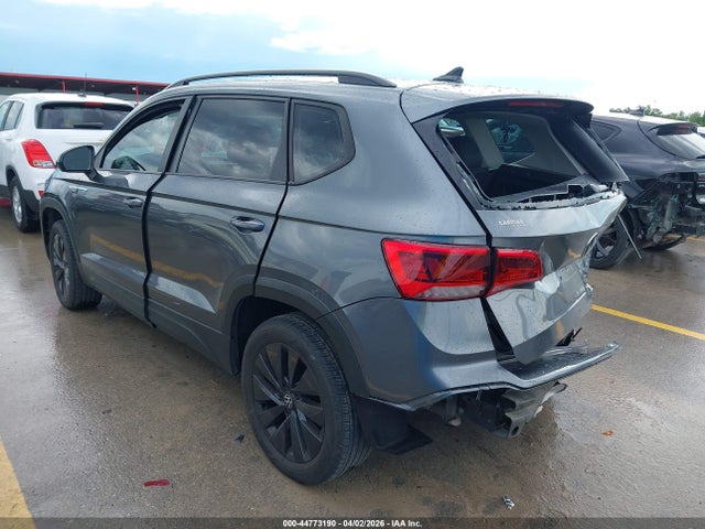 Volkswagen Taos 1.5t S