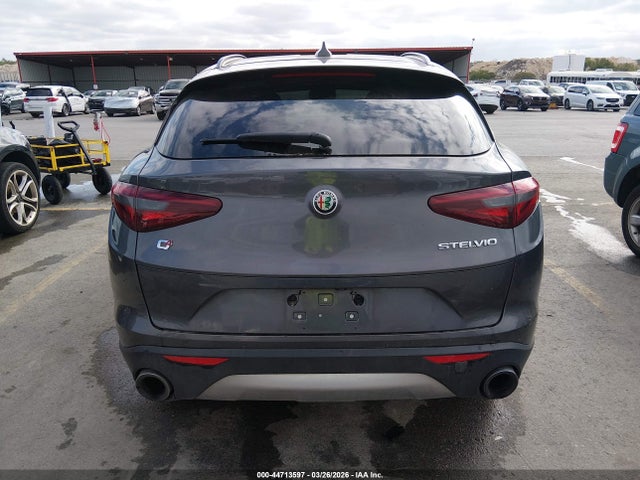Alfa Romeo Stelvio Ti Sport Awd