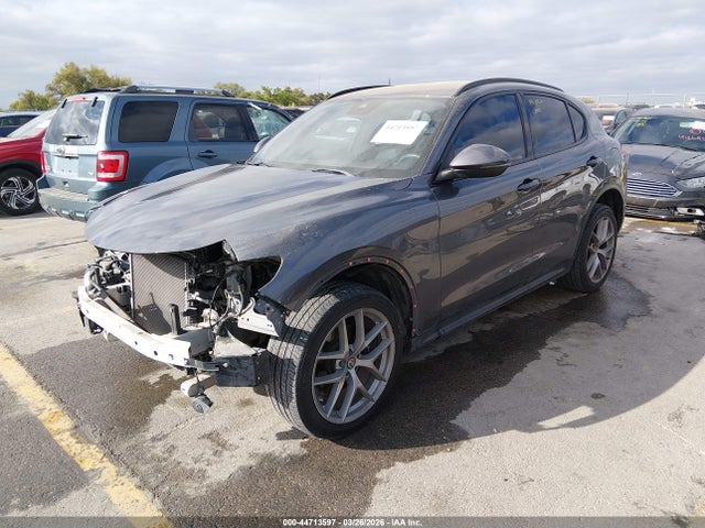 Alfa Romeo Stelvio Ti Sport Awd