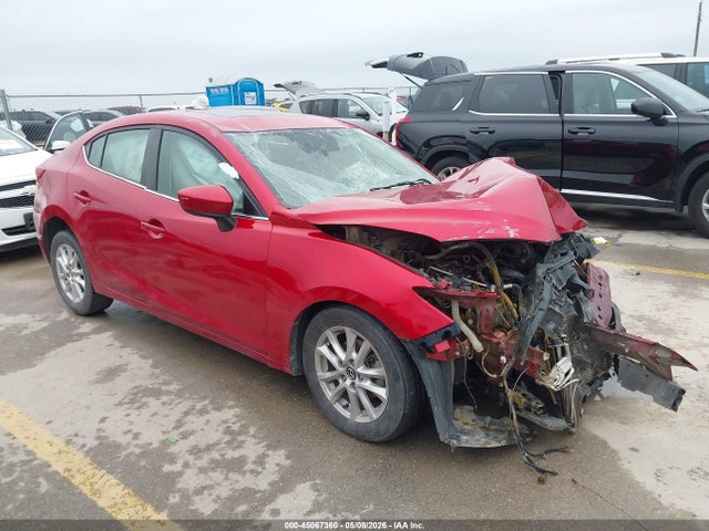 Salvage Mazda Mazda3 Image
