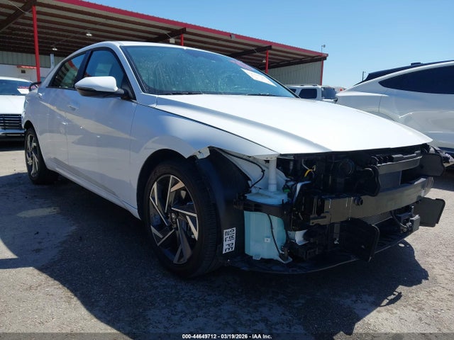 Hyundai ELANTRA Limited
