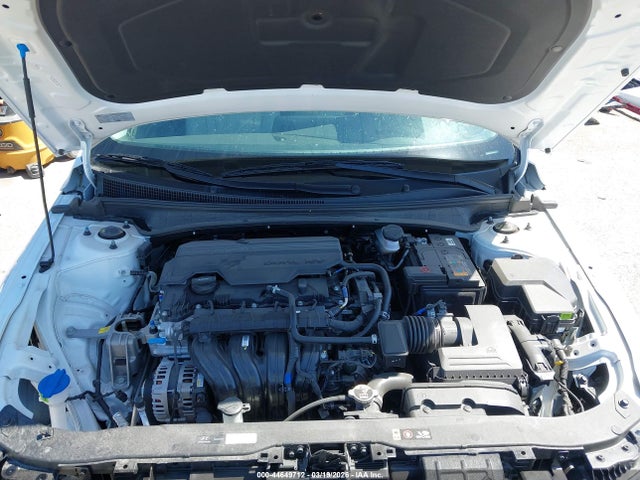 Hyundai ELANTRA Limited