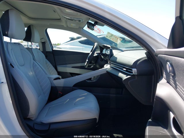 Hyundai ELANTRA Limited