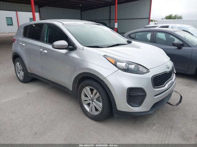 Salvage Kia Sportage Image