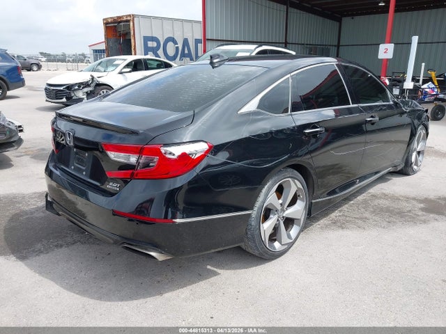 Honda Accord Touring 2.0t