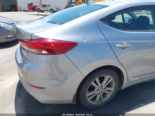 Hyundai ELANTRA Value Edition