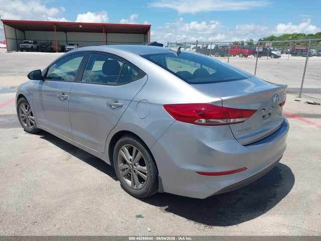Hyundai ELANTRA Value Edition
