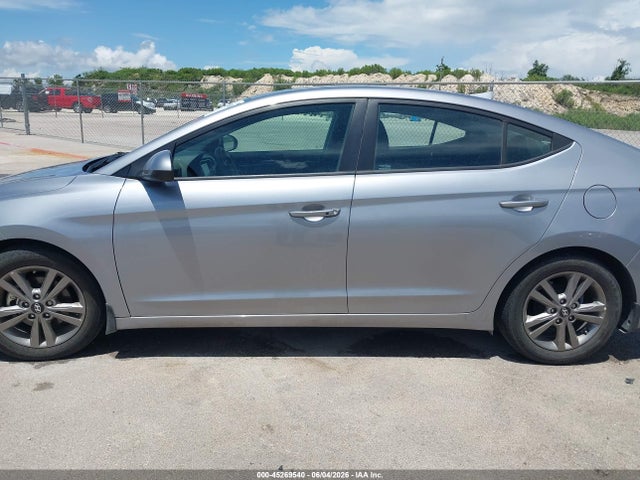 Hyundai ELANTRA Value Edition