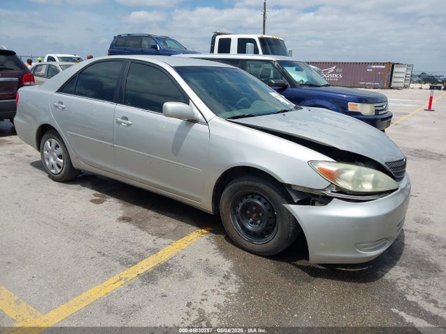 Salvage Toyota Camry Image